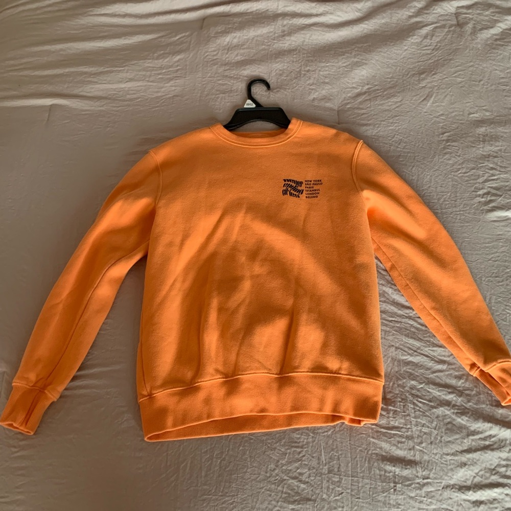 crewneck